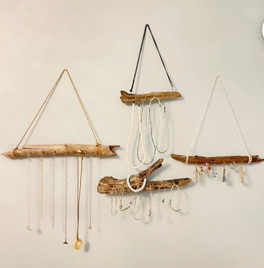 DRIFTWOOD NECKLACE RACK