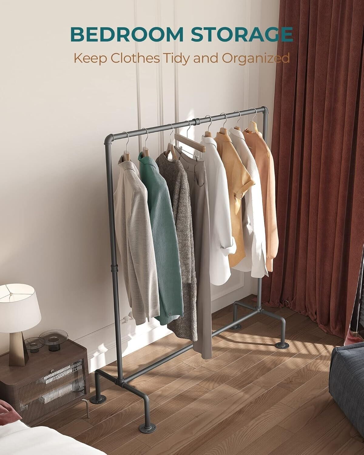 Industrial Pipe Clothing Rack - Fashionable Garment Display for Home & Retail
